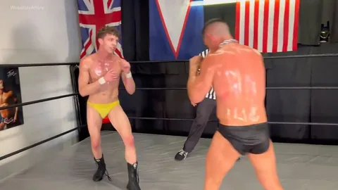 Jack Valor vs Jax Thirio: Twink vs Muscle Boyfriend Nude Oral on Couch